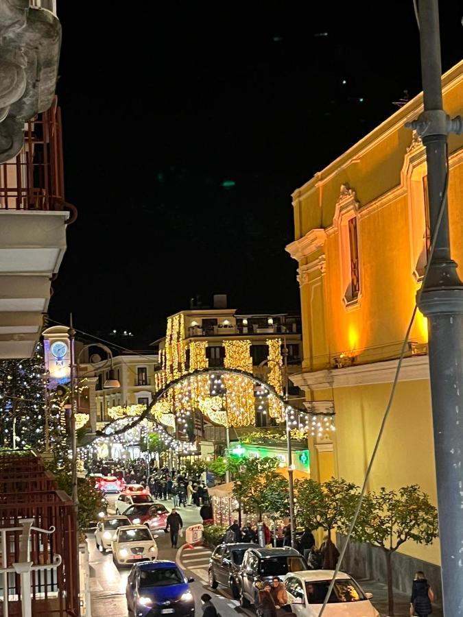 Il Balconcino Di Mary Acomodação com café da manhã Sorrento Exterior foto